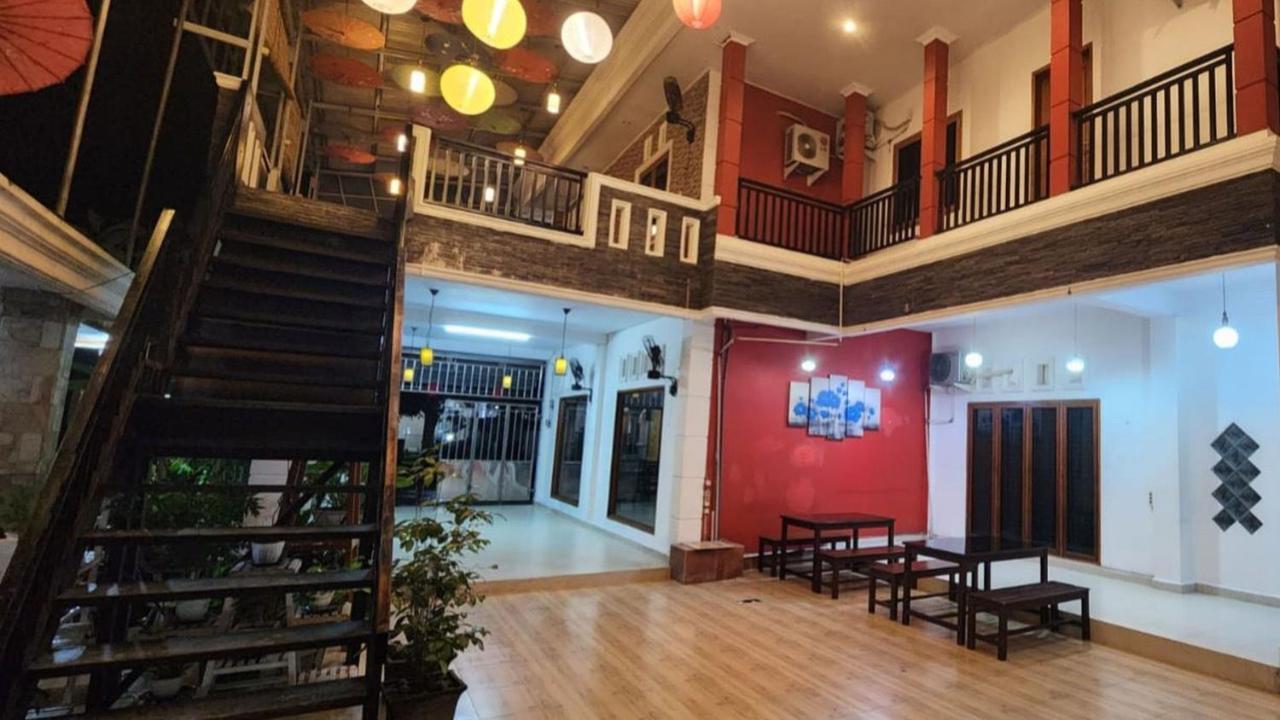 Permata Homestay Kotamobagu Mitra Reddoorz Kültér fotó